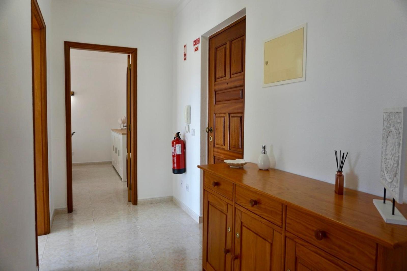 Cozy Alvor Retreat - Sunset Balcony, Wi-Fi & Ac 아파트 외부 사진