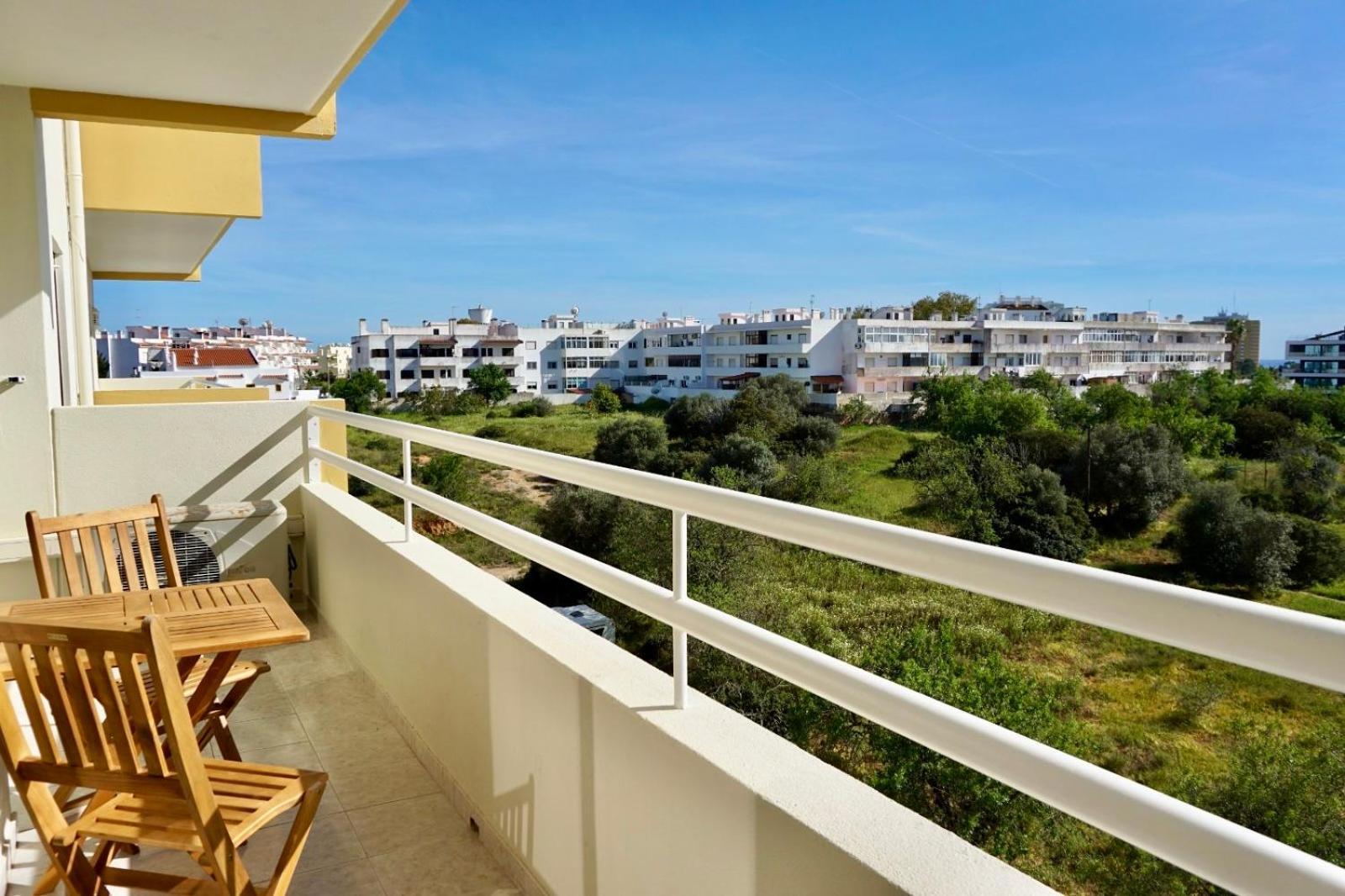 Cozy Alvor Retreat - Sunset Balcony, Wi-Fi & Ac 아파트 외부 사진